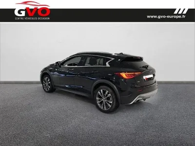 INFINITI QX30 2.2d 170ch Premium Tech AWD DCT7 occasion 2016 - Photo 2