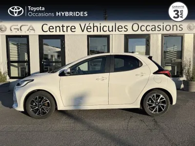 TOYOTA Yaris 116h Design 5p MY22 occasion 2023 - Photo 2