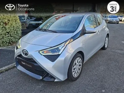 TOYOTA Aygo 1.0 VVT-i 72ch x-play 5p MY21 occasion 2022 - Photo 1