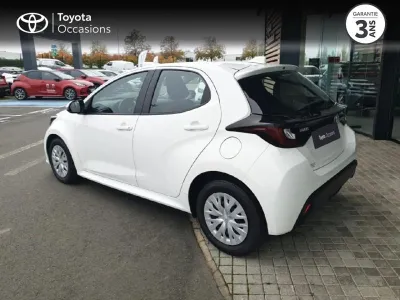 TOYOTA Yaris 70 VVT-i France Business 5p occasion 2021 - Photo 2