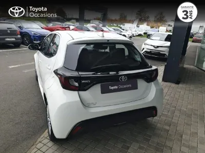 TOYOTA Yaris 70 VVT-i France Business 5p occasion 2021 - Photo 4