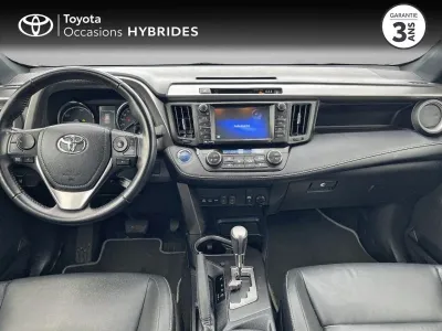 TOYOTA RAV4 197 Hybride Collection 2WD CVT occasion 2018 - Photo 4