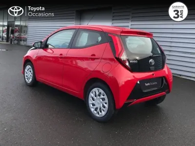 TOYOTA Aygo 1.0 VVT-i 72ch x-play 5p occasion 2018 - Photo 2