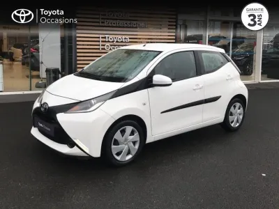 TOYOTA Aygo 1.0 VVT-i 69ch Stop&Start x-play 5p occasion 2014 - Photo 1