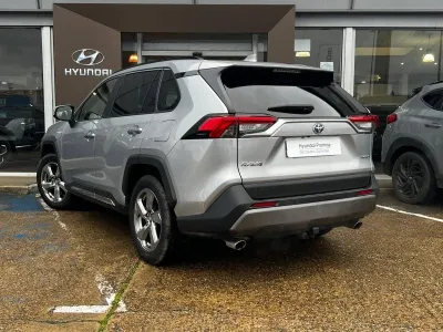 TOYOTA RAV4 Hybride 218ch Lounge 2WD MY20 occasion 2019 - Photo 4