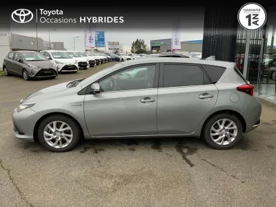 TOYOTA Auris HSD 136h Dynamic occasion 2016 - Photo 3