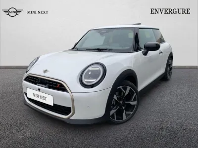 MINI Cooper 3 Portes S 204ch Favoured DKG7 occasion 2024 - Photo 1