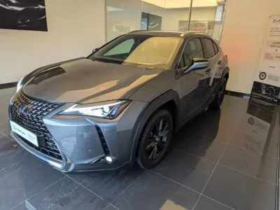 LEXUS UX 250h 2WD Luxe Plus MY21 occasion 2022 - Photo 1