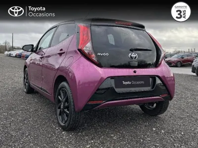 TOYOTA Aygo 1.0 VVT-i 72ch x-cite 5p occasion 2019 - Photo 2