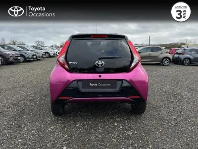 TOYOTA Aygo 1.0 VVT-i 72ch x-cite 5p occasion 2019 - Photo 4