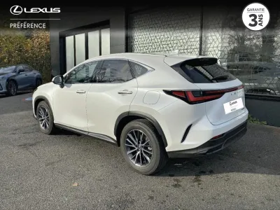 LEXUS NX 450h+ 4WD Luxe MY24 occasion 2024 - Photo 3