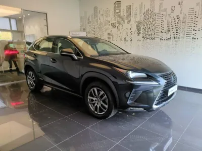 LEXUS NX 300h 2WD Pack MY21 occasion 2020 - Photo 1