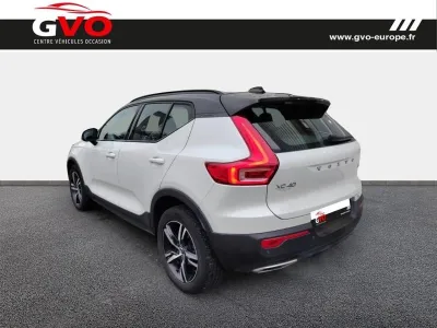 VOLVO XC40 D3 AdBlue 150ch R-Design Geartronic 8 occasion 2021 - Photo 3