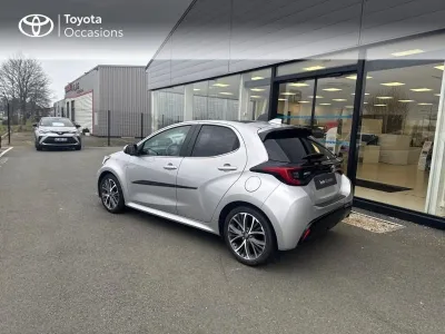 TOYOTA Yaris 116h Iconic Pano Tech 5p MY22 occasion 2021 - Photo 2