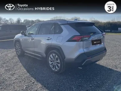 TOYOTA RAV4 Hybride 218ch Lounge 2WD MY21 occasion 2021 - Photo 2