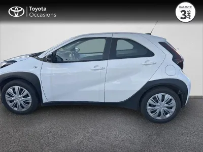 TOYOTA Aygo X 1.0 VVT-i 72ch Dynamic occasion 2022 - Photo 3