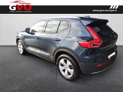 VOLVO XC40 T2 129ch Momentum Business Geartronic 8 occasion 2021 - Photo 2