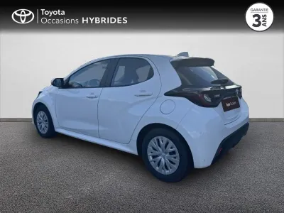 TOYOTA Yaris 116h Dynamic Business 5p + Programme Beyond Zero Academy MY21 occasion 2021 - Photo 2