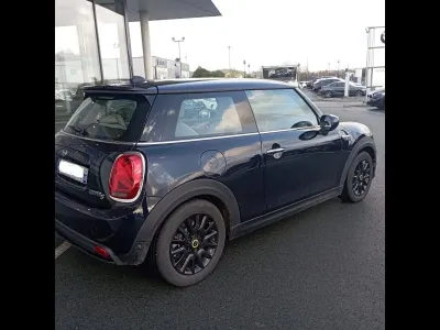 MINI Mini Cooper SE 184ch Edition Camden BVA 5CV occasion 2022 - Photo 2