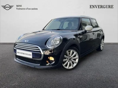 MINI Mini 5 Portes Cooper D 116ch Pack Red Hot Chili occasion 2015 - Photo 1