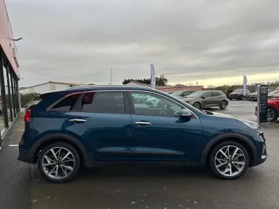 KIA Niro 1.6 GDi 105ch ISG + électrique 43.5ch Premium DCT6 occasion 2021 - Photo 4