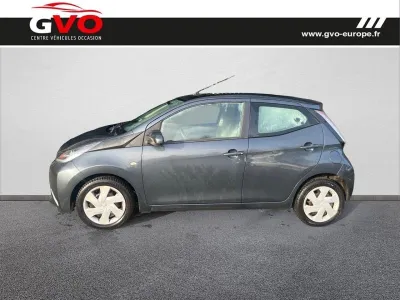 TOYOTA Aygo 1.0 VVT-i 69ch x-play x-shift 5p occasion 2015 - Photo 3