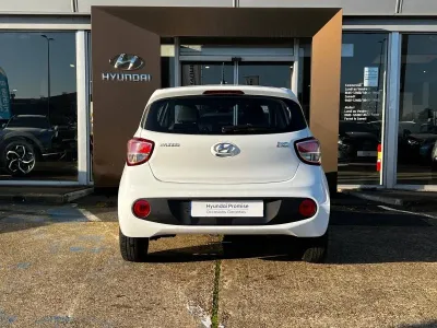 HYUNDAI i10 1.0 66ch Intuitive Euro6d-Temp occasion 2018 - Photo 4