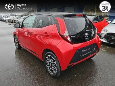 TOYOTA Aygo 1.0 VVT-i 72ch x-clusiv zen série 5p MY20 occasion 2021 - Photo 2