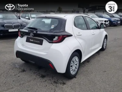 TOYOTA Yaris 70 VVT-i France Business 5p occasion 2021 - Photo 2