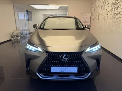 LEXUS NX 350h 4WD Luxe occasion 2022 - Photo 2