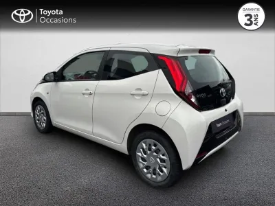 TOYOTA Aygo 1.0 VVT-i 72ch x-play 5p occasion 2018 - Photo 2