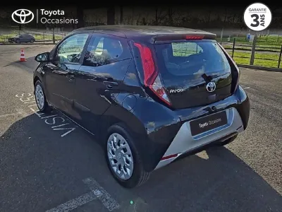 TOYOTA Aygo 1.0 VVT-i 72ch x-play x-shift 5p MY21 occasion 2021 - Photo 2