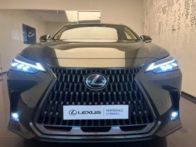 LEXUS NX 450h+ 4WD Executive occasion 2023 - Photo 2