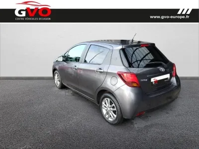 TOYOTA Yaris 100 VVT-i Design CVT 5p occasion 2016 - Photo 2