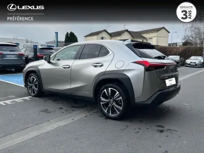 LEXUS UX 250h 2WD Premium Edition MY21 occasion 2021 - Photo 2