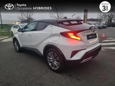 TOYOTA C-HR 184h Distinctive 2WD E-CVT MY20 occasion 2022 - Photo 2