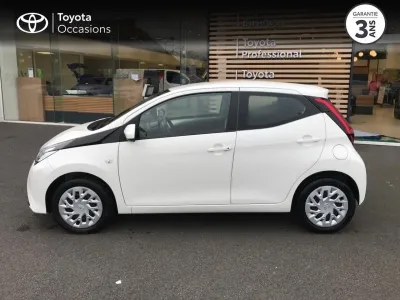 TOYOTA Aygo 1.0 VVT-i 72ch x-play 5p MY20 occasion 2021 - Photo 3