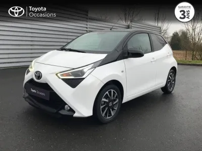 TOYOTA Aygo 1.0 VVT-i 72ch x-night 5p MY21 occasion 2022 - Photo 1