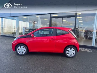 TOYOTA Aygo 1.0 VVT-i 69ch x-red 2018 3p occasion 2018 - Photo 3