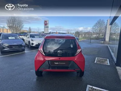 TOYOTA Aygo 1.0 VVT-i 69ch x-red 2018 3p occasion 2018 - Photo 4