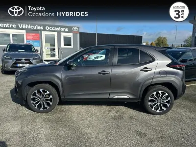 TOYOTA Yaris Cross 116h Dynamic Business AWD-i + Stage Hybrid Academy occasion 2022 - Photo 3