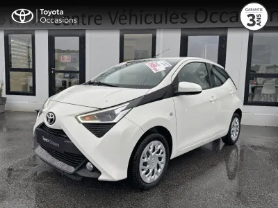 TOYOTA Aygo 1.0 VVT-i 72ch x-play x-app 5p MC18 occasion 2021 - Photo 1