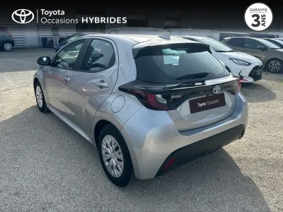 TOYOTA Yaris 116h Dynamic 5p MY22 occasion 2022 - Photo 2