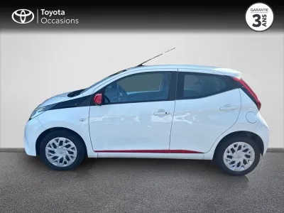 TOYOTA Aygo 1.0 VVT-i 72ch x-play x-app x-shift 5p MC18 occasion 2019 - Photo 3