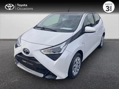 TOYOTA Aygo 1.0 VVT-i 72ch x-play 5p MY21 occasion 2021 - Photo 1