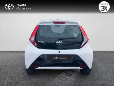 TOYOTA Aygo 1.0 VVT-i 72ch x-play 5p MY21 occasion 2021 - Photo 4