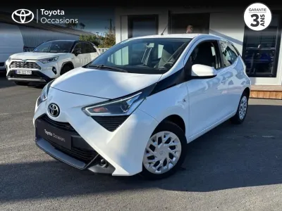 TOYOTA Aygo 1.0 VVT-i 72ch x-play 5p MY21 occasion 2021 - Photo 1