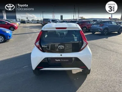 TOYOTA Aygo 1.0 VVT-i 72ch x-play 5p MY21 occasion 2021 - Photo 4