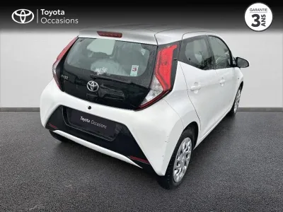 TOYOTA Aygo 1.0 VVT-i 72ch x-play x-shift 5p MY21 occasion 2021 - Photo 2