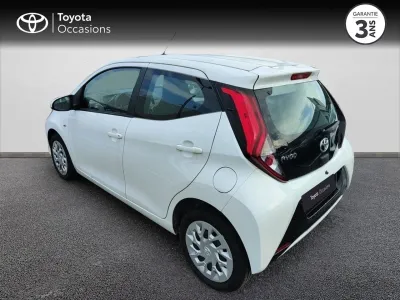 TOYOTA Aygo 1.0 VVT-i 72ch x-play 5p MY21 occasion 2021 - Photo 2